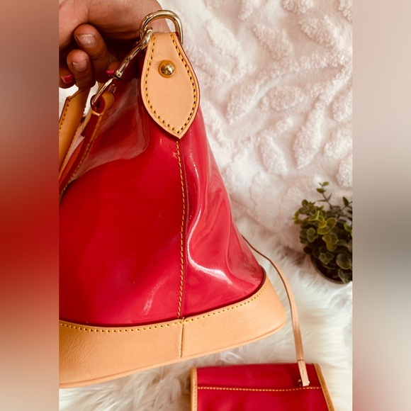 Dooney Bourke bourke patent leather pink dual strap with matching clutch - Picture 5 of 15